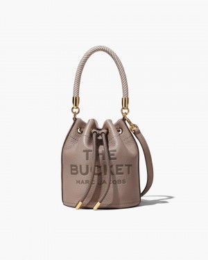 Geanta Galeata Marc Jacobs The Leather Bucket Bag Dama Cement | 50768RYLB